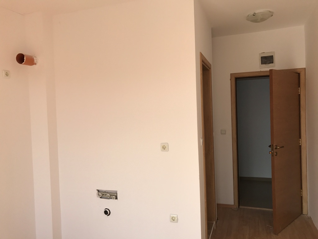 RL-2427 Apartment for Sale in Burgas, Sunny Beach Resort - € 13,500