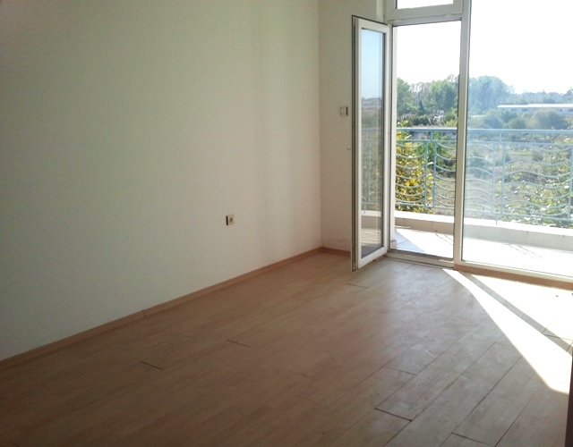 RL-2439 Apartment for Sale in Burgas, Sunny Beach Resort - € 14,800