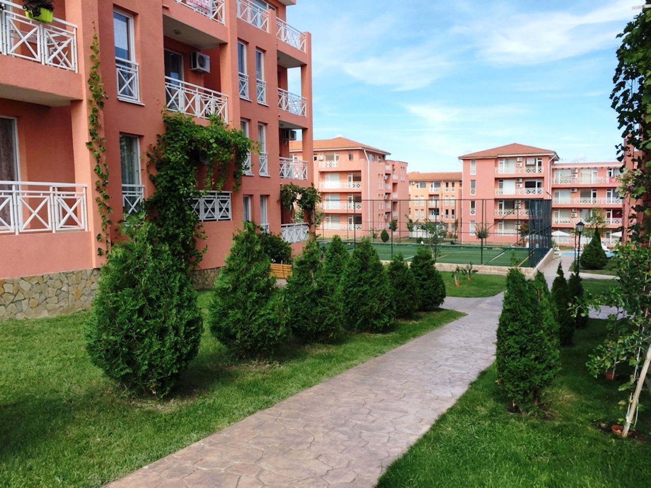 RL-2442 Apartment for Sale in Burgas, Sunny Beach Resort - € 12,500