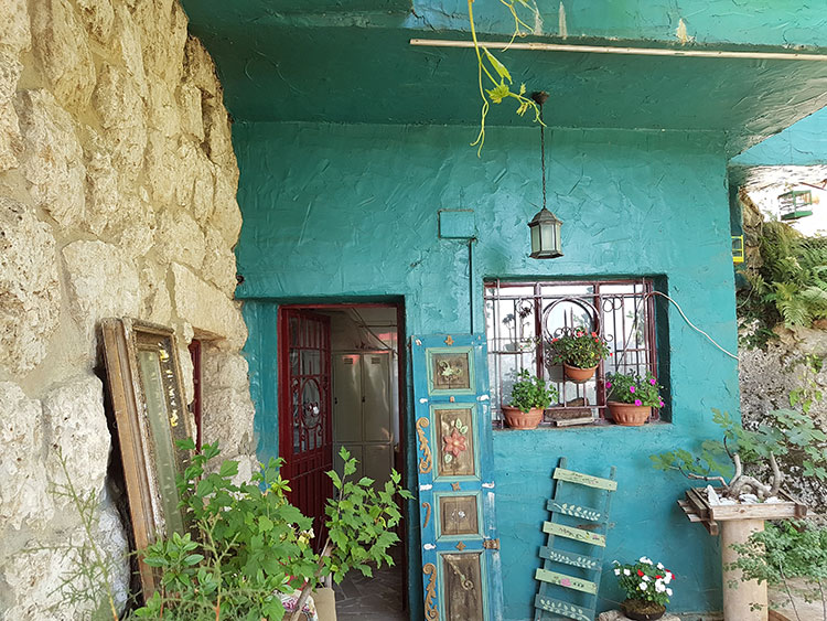 Old house - restaurant for sale in Ghazir Lebanon, real estate in ghazir, buy sell properties in ghazir keserwan