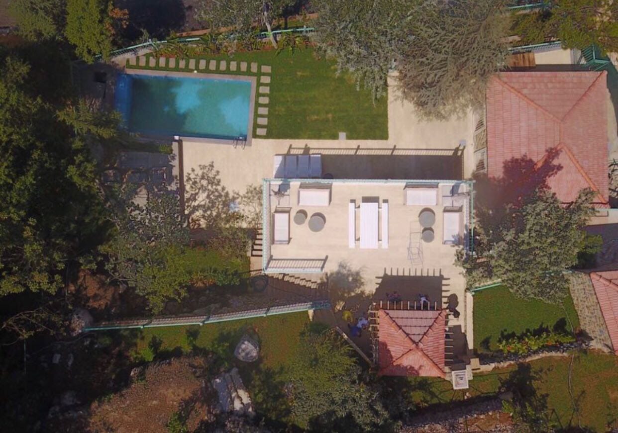 An amazing House with a swimming pool and 1000 SQ.M garden is for sale in Nahr Ibrahim, Buy sell properties in Nahr Ibrahim, Real estate in Lebanon